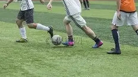 巴塞罗那或用6000万欧元购登贝莱，曼联助力签德佩