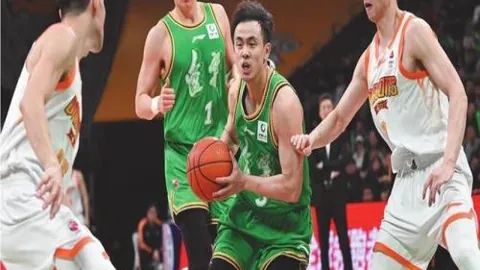 太阳遭48+14+8强力逆转，魔术陷三连败困境